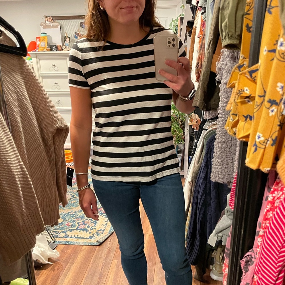 ✨5 for $25✨ Forever 21 Classic black & white striped tee shirt  Sz L